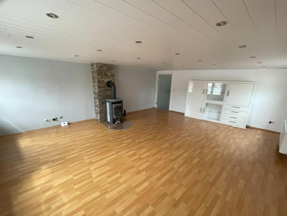 Wohn-/Esszimmer (Haupthaus)