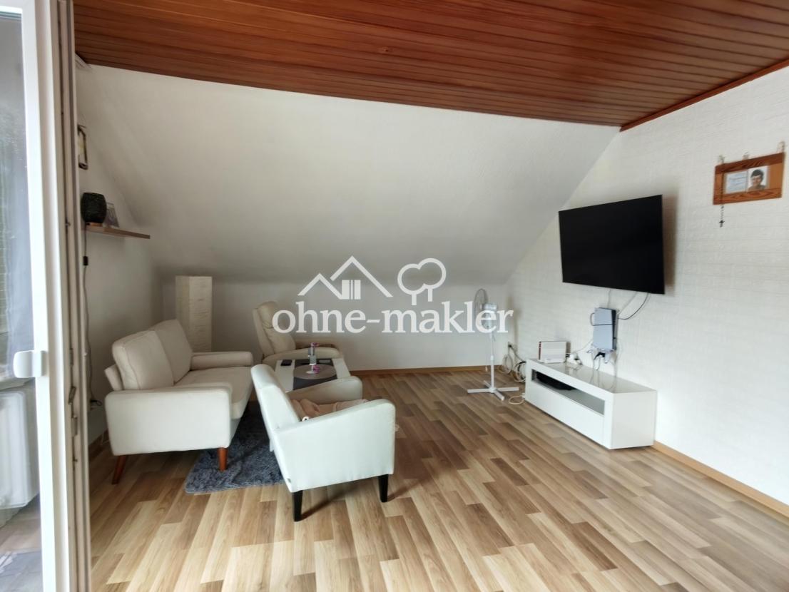 Wohnzimmer (Beispiel möbliert)