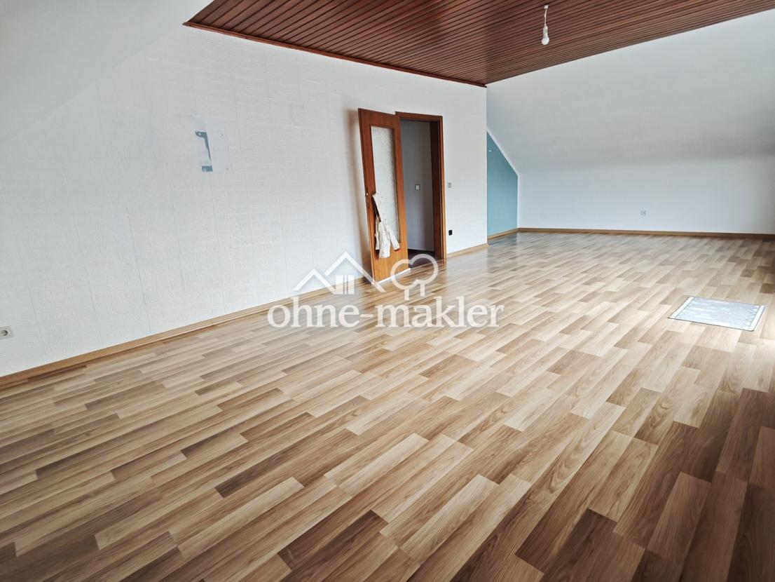 Wohnzimmer / Esszimmer