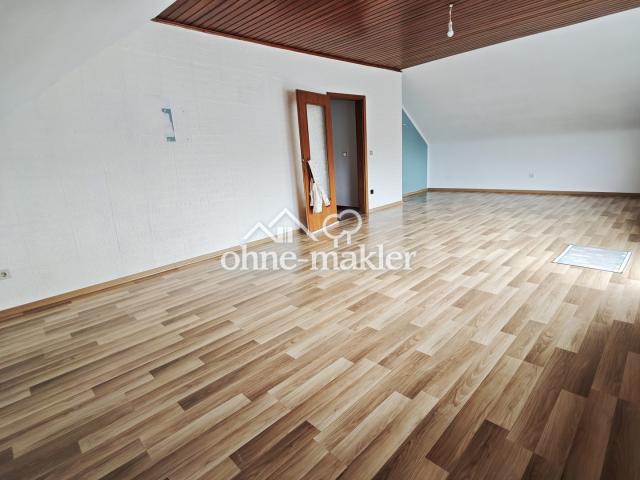 Wohnzimmer / Esszimmer