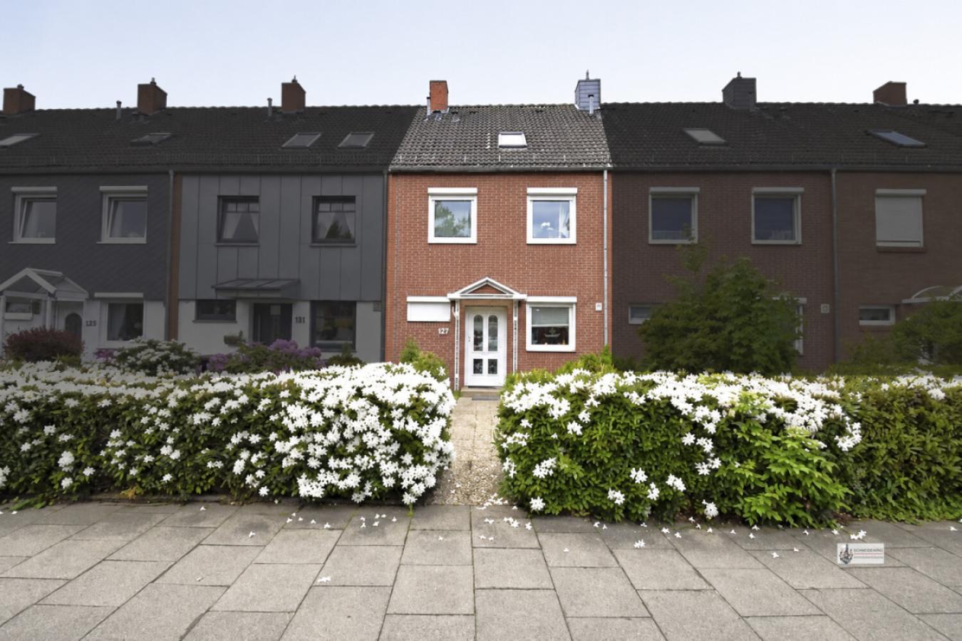 1 Straßenansicht