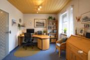 Büroecke im Fernsehzimmer OG