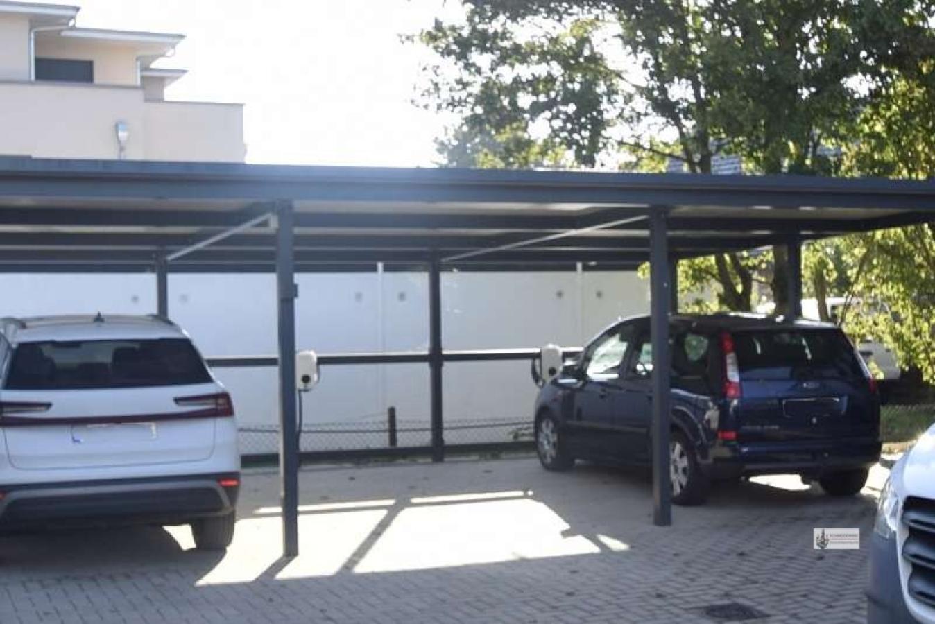 Stellplatz Carport