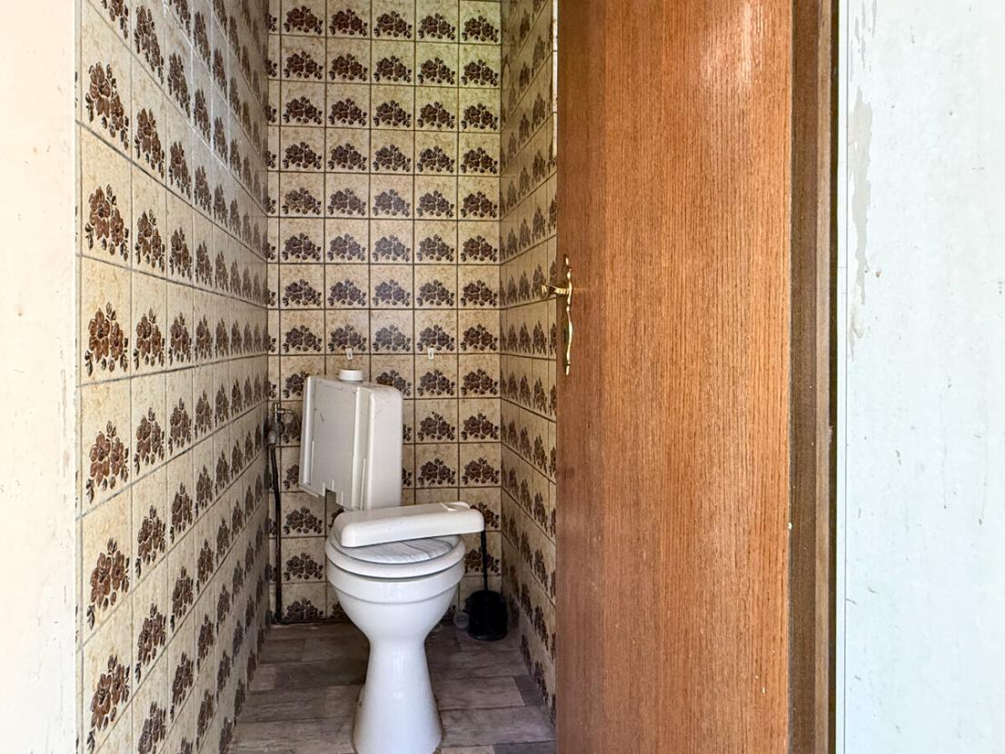 Gäste-WC EG
