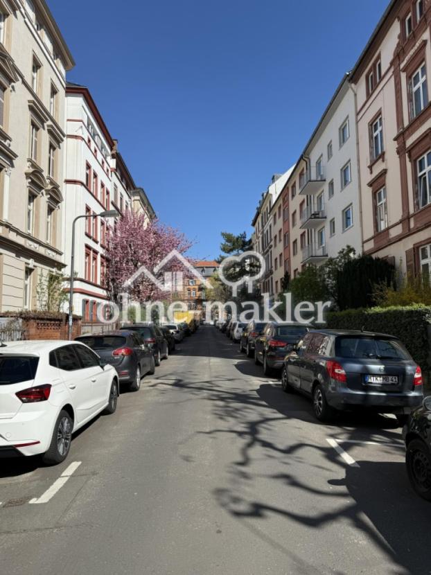 Ruhige Einbahnstrasse