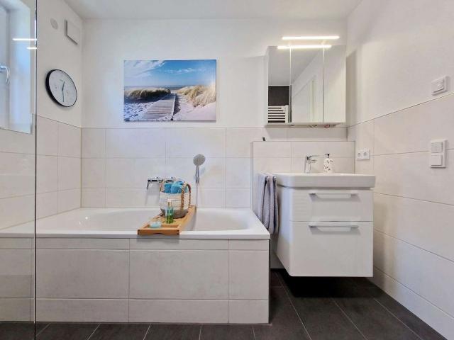 Badezimmer-Ansicht3