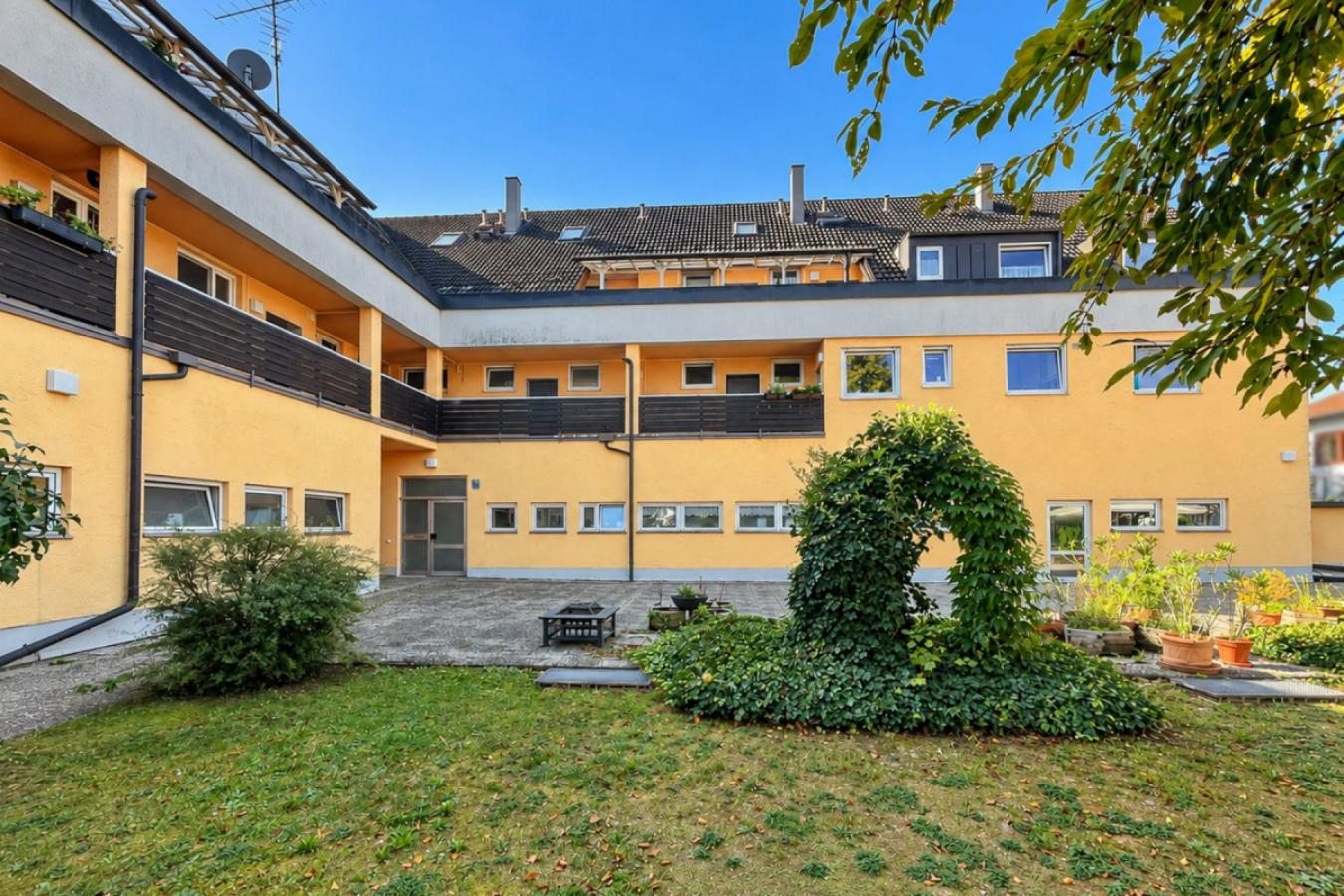 Hausrückseite