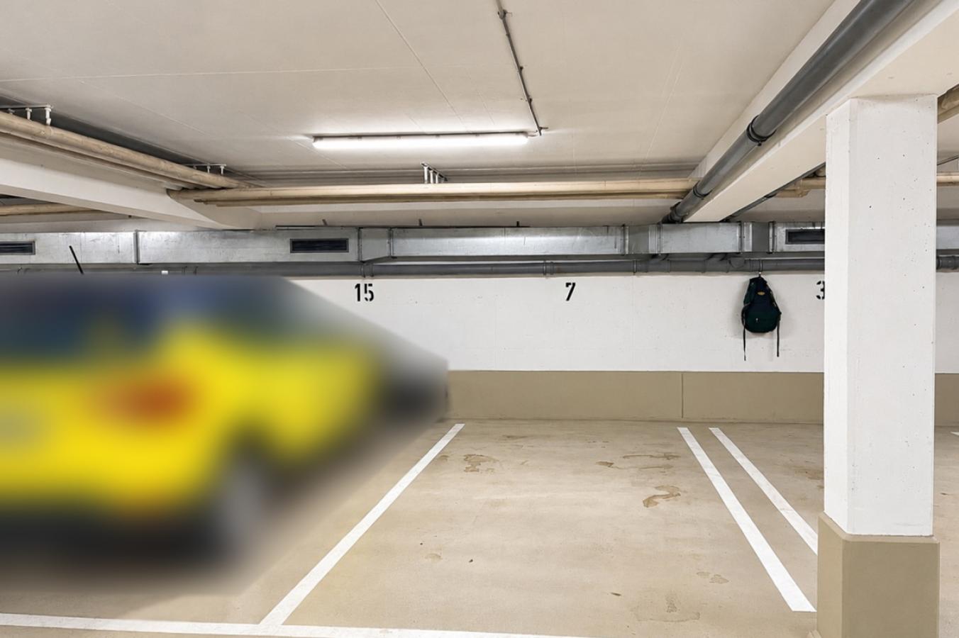 Tiefgaragenstellplatz