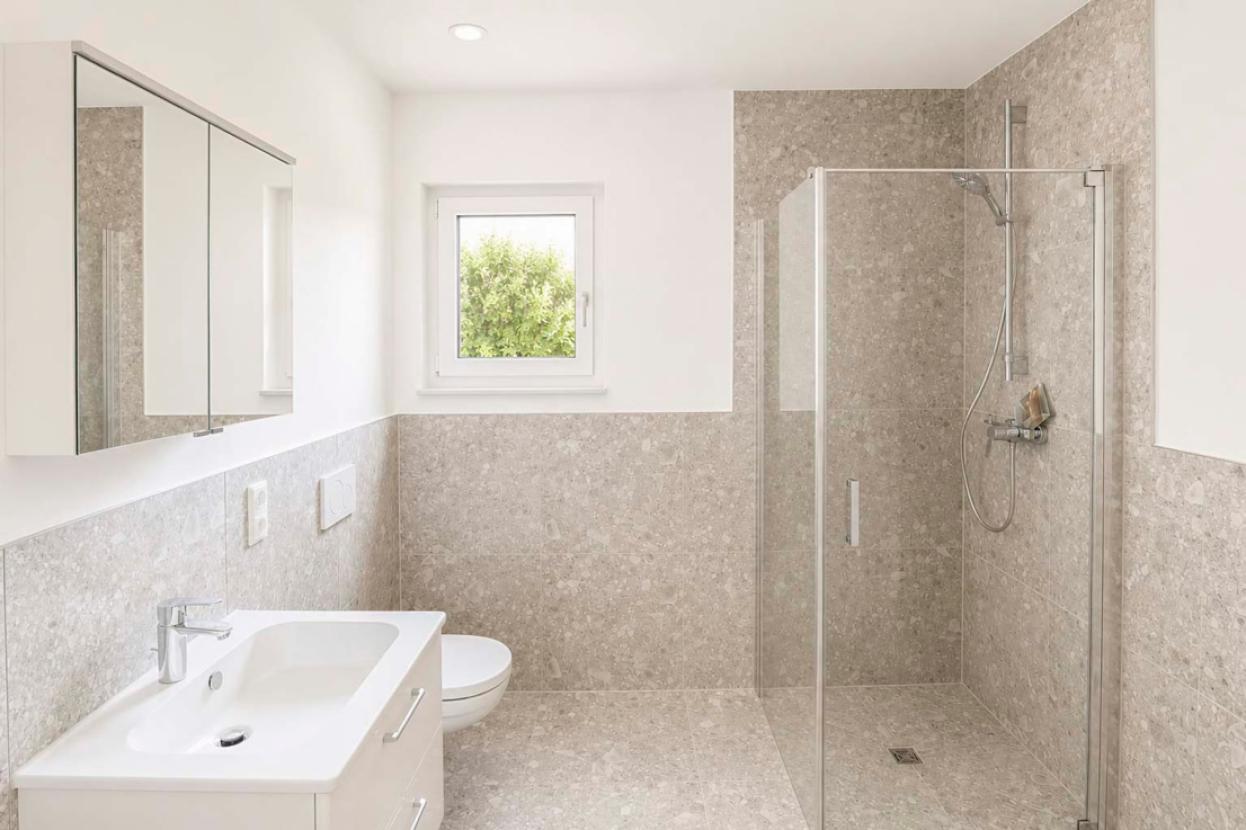 Badezimmer EG