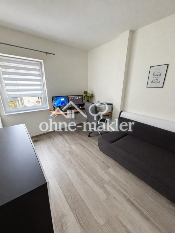 Gäste/ Büro 1 OG 