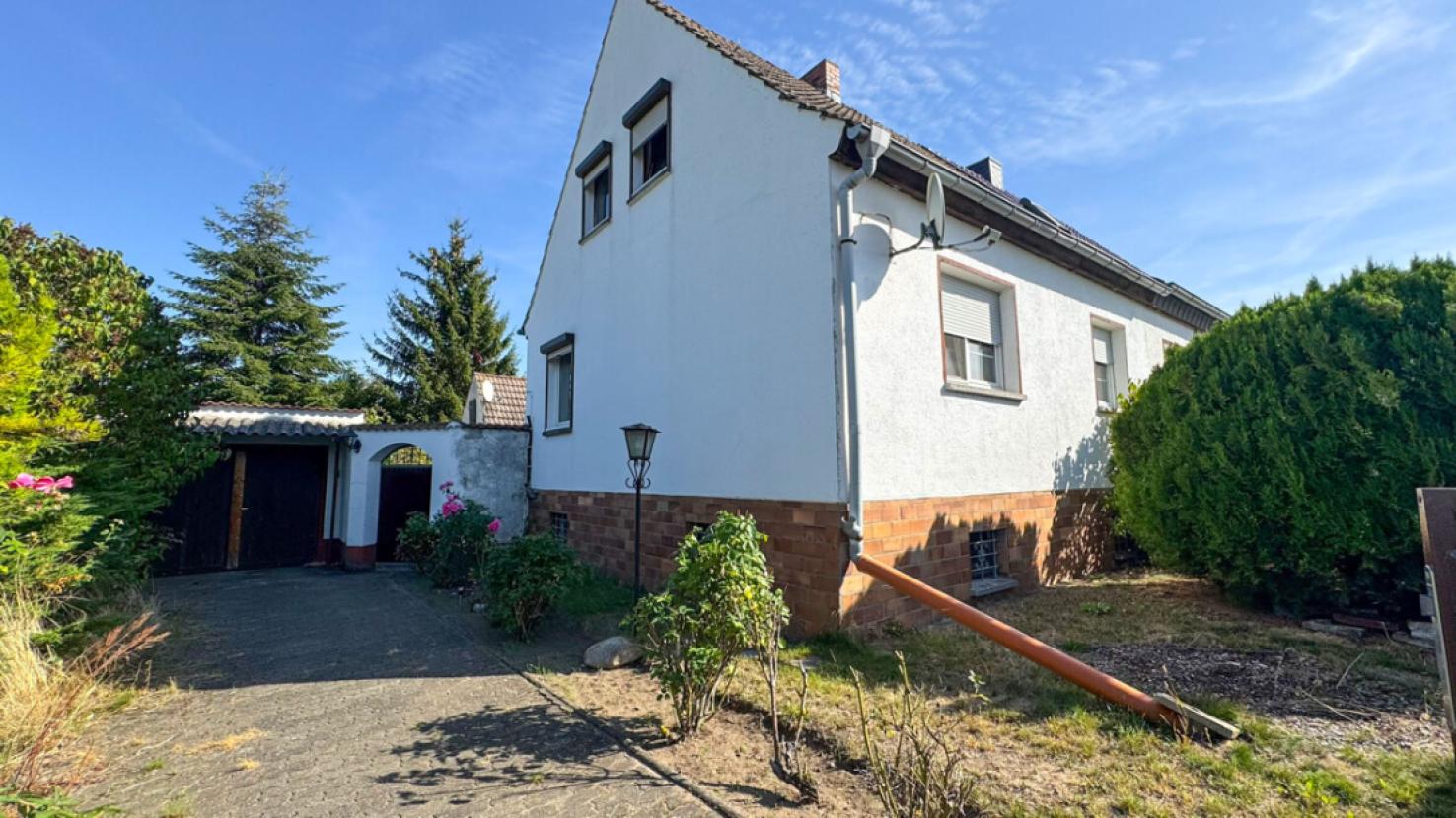 Straßenansicht
