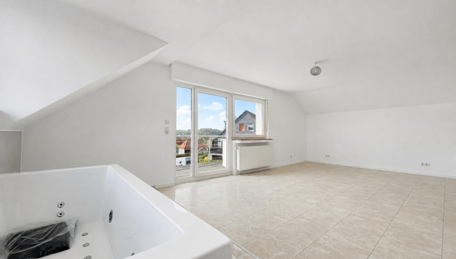 3. Zimmer OG