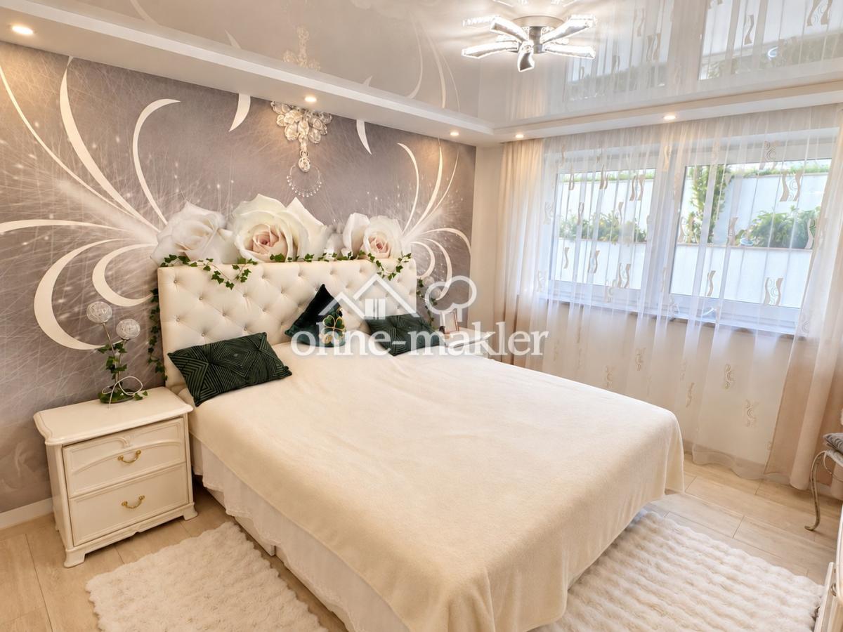 Schlafzimmer UG