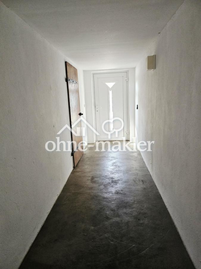 Keller/Hintereingang
