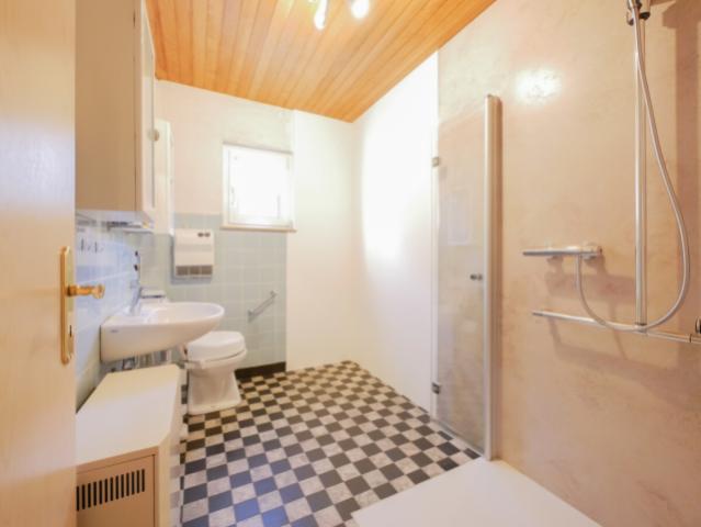 Badezimmer - Erdgeschoss