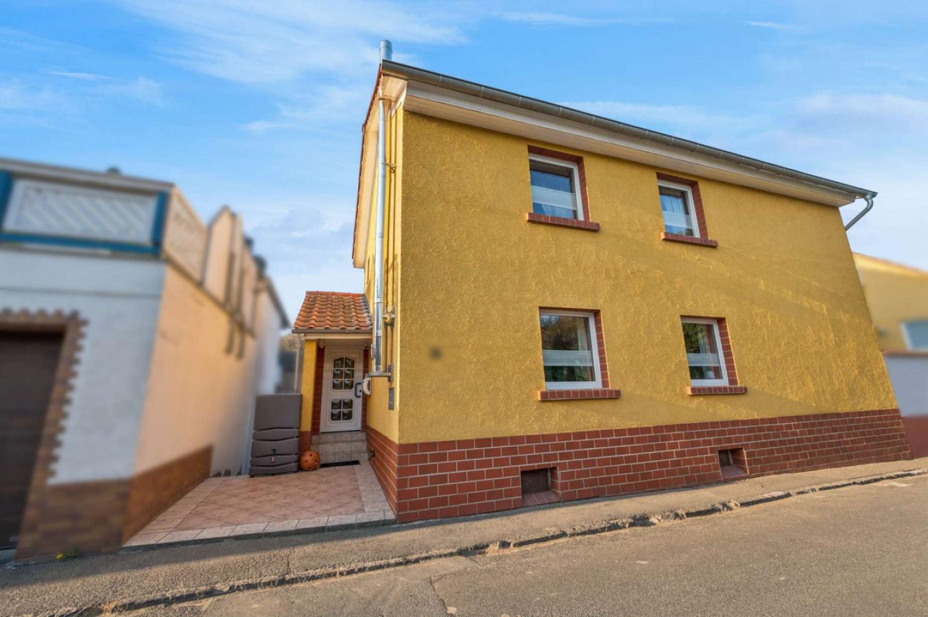 Außenansicht Haus 1 / Eingangsbereich