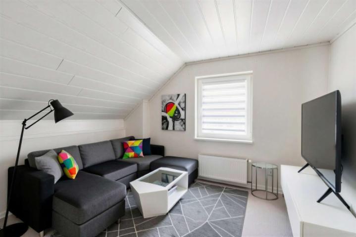 Wohnung Haus 2 - (KI generiert)