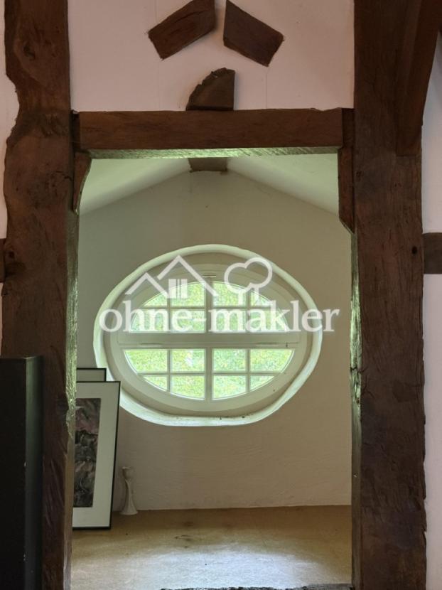 Ovales Fenster DG