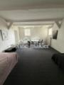 Schlafzimmer DG