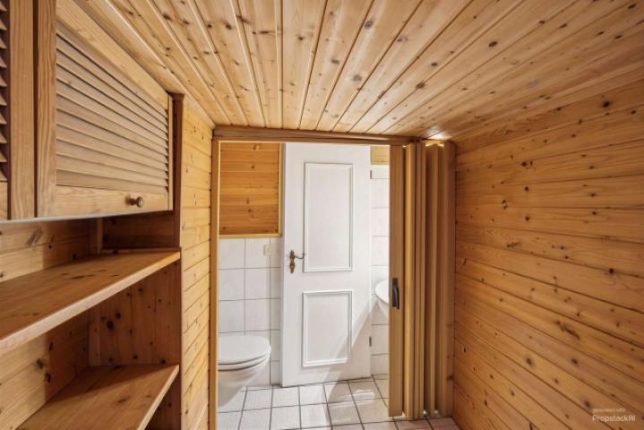 Hauswirtschaftsraum / Gäste-WC (KI-optimiert)