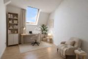 Büro/Kinderzimmer (unmöbliert)