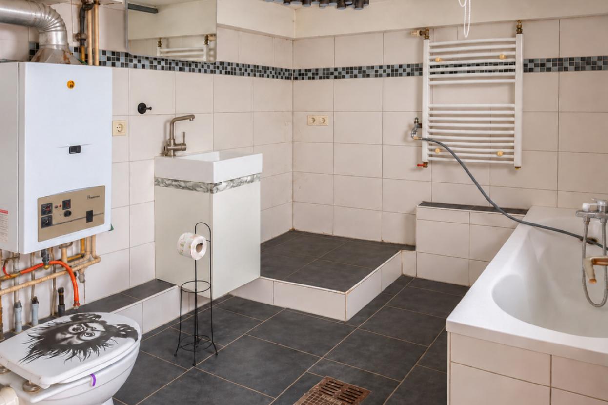 Badezimmer EG