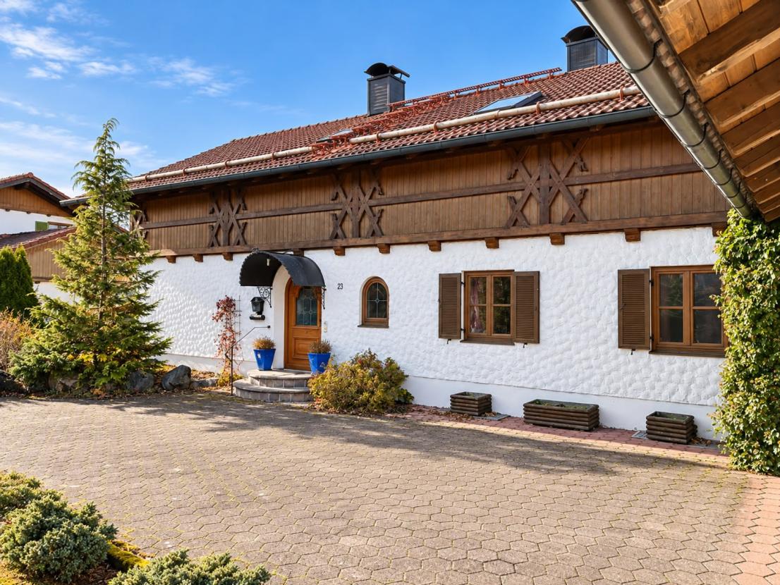 Außenansicht Eingang (2)