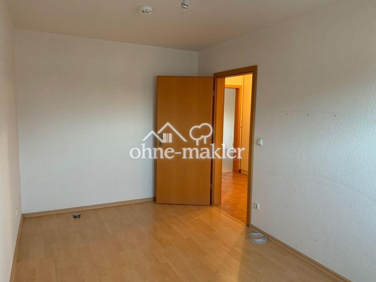 Zimmer 1 - Blick zur Tür