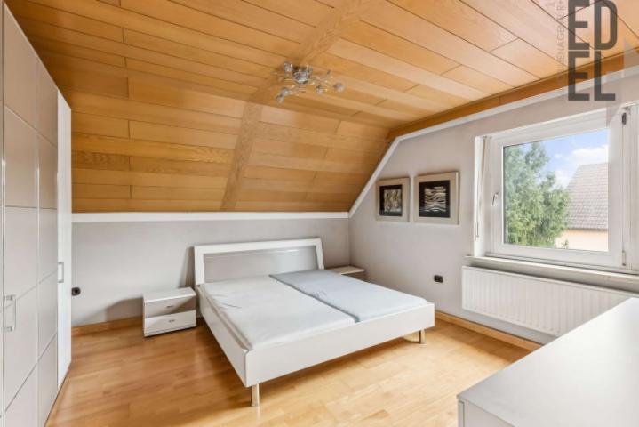 Schlafzimmer OG