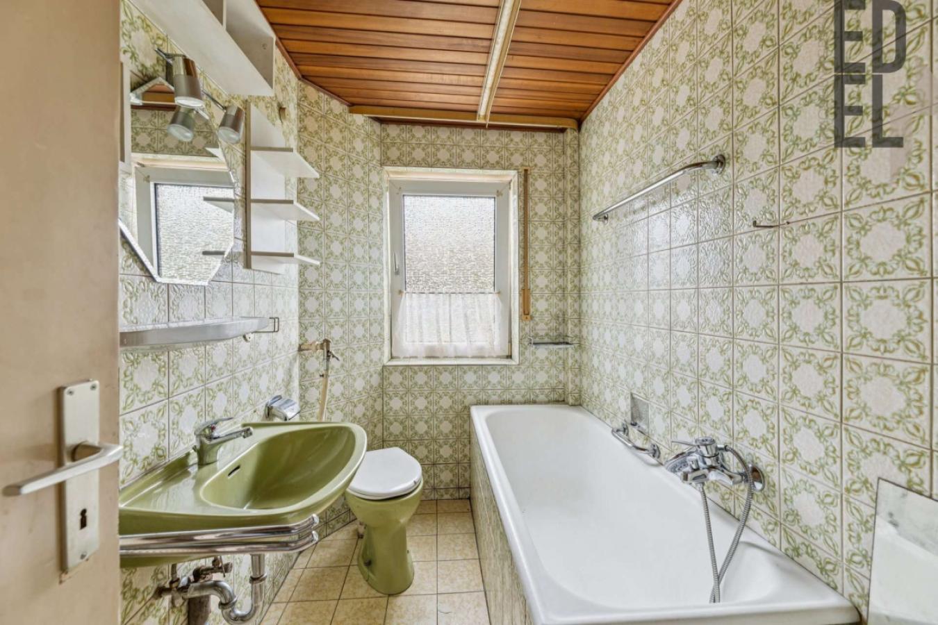 Badezimmer EG