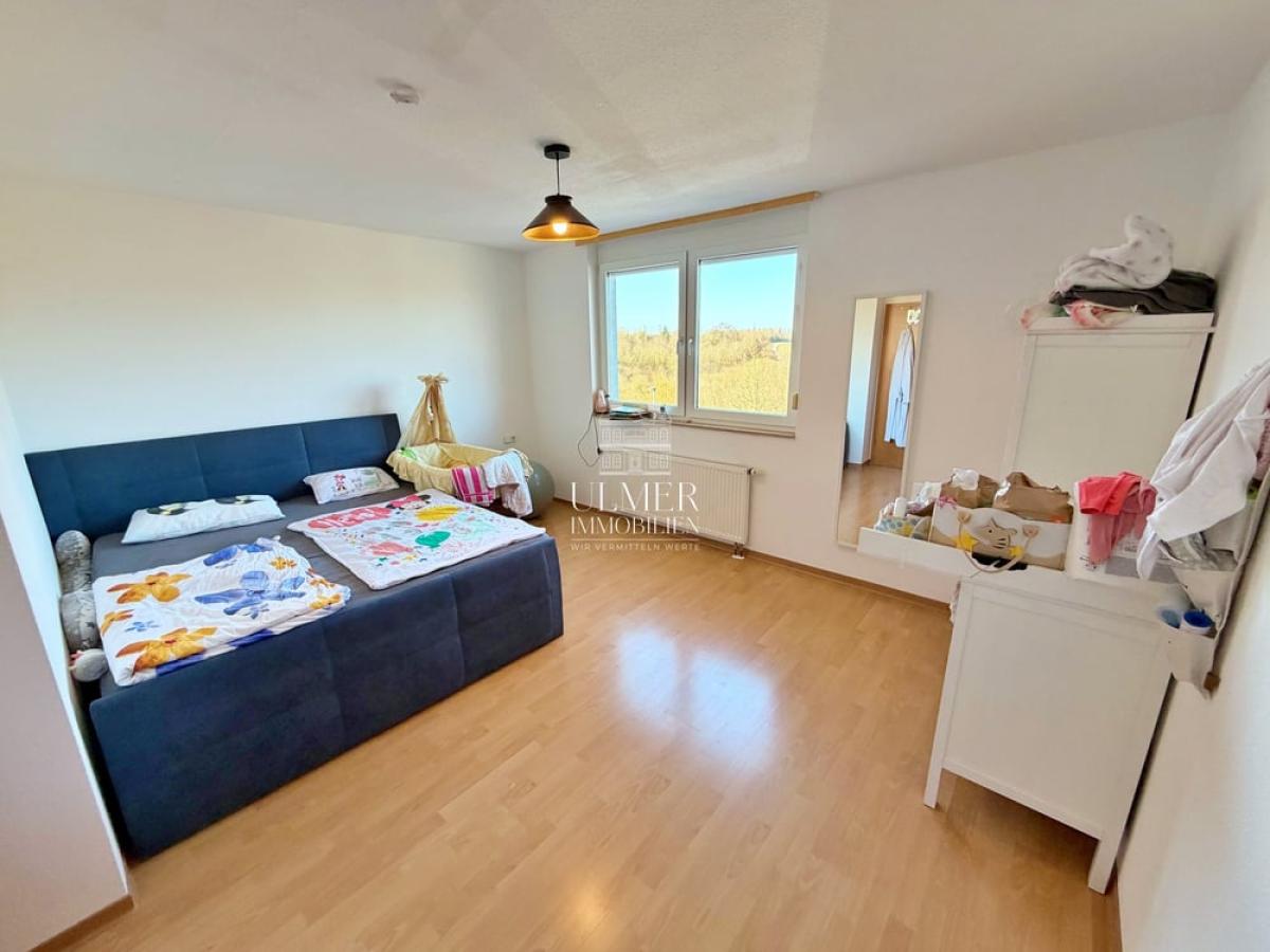 Schlafzimmer 2 OG