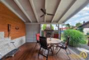 Überdachte Terrasse