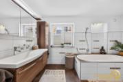Badezimmer EG