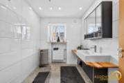 Badezimmer OG