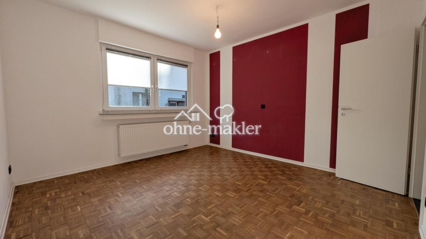 Schlafzimmer (2)