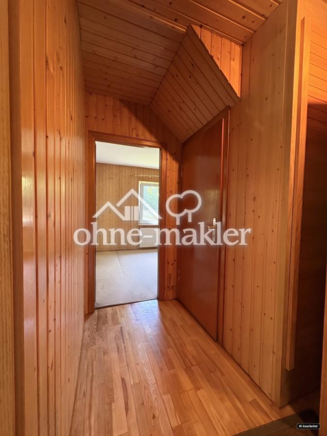 Flur Richtung Schlafzimmer 1