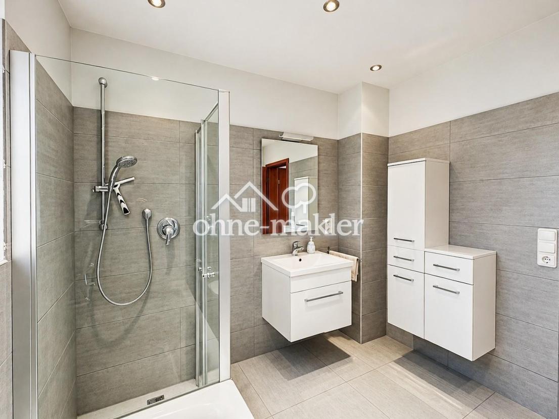 Wohnung 1  Dusch/Wannenbad