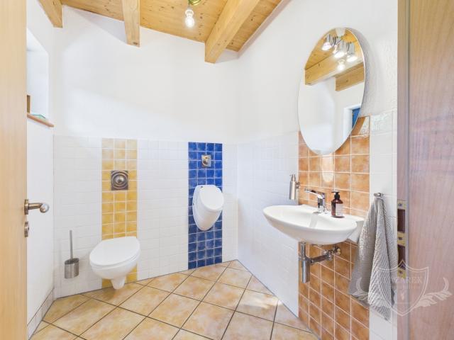 Gäste WC 6