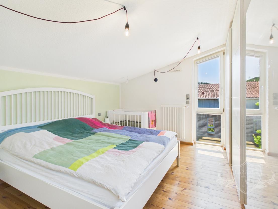 Schlafzimmer DG