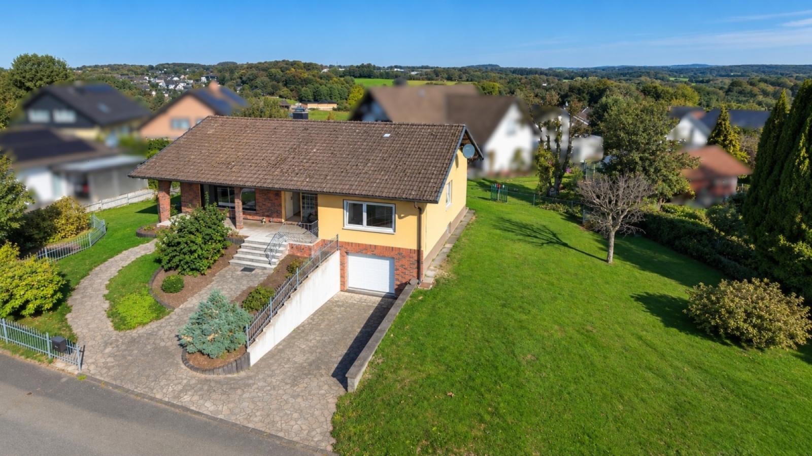 Einfamilienhaus mit Garten in ruhiger Lage