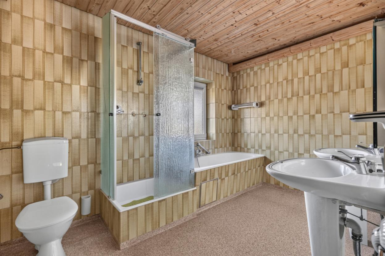 Hauptbadezimmer im Obergeschoss