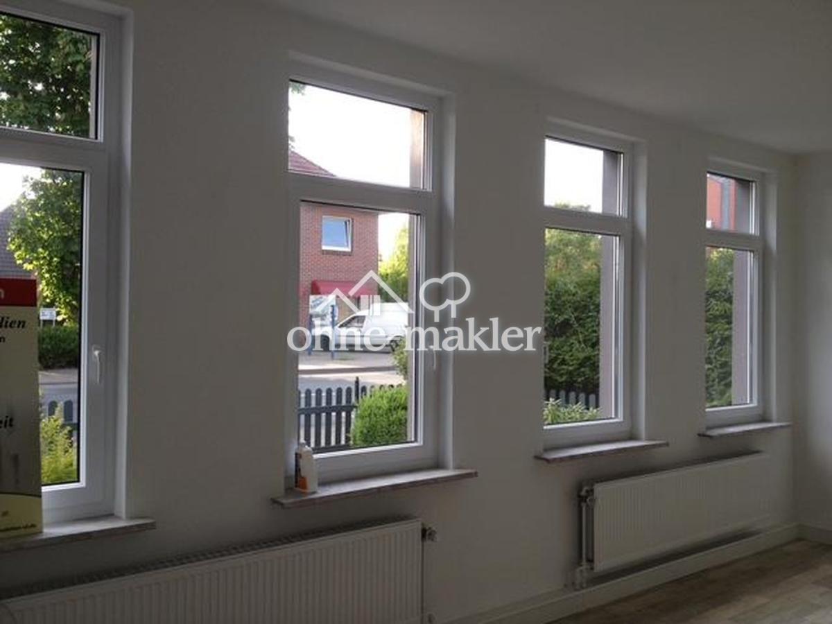 Wohnzimmer im EG