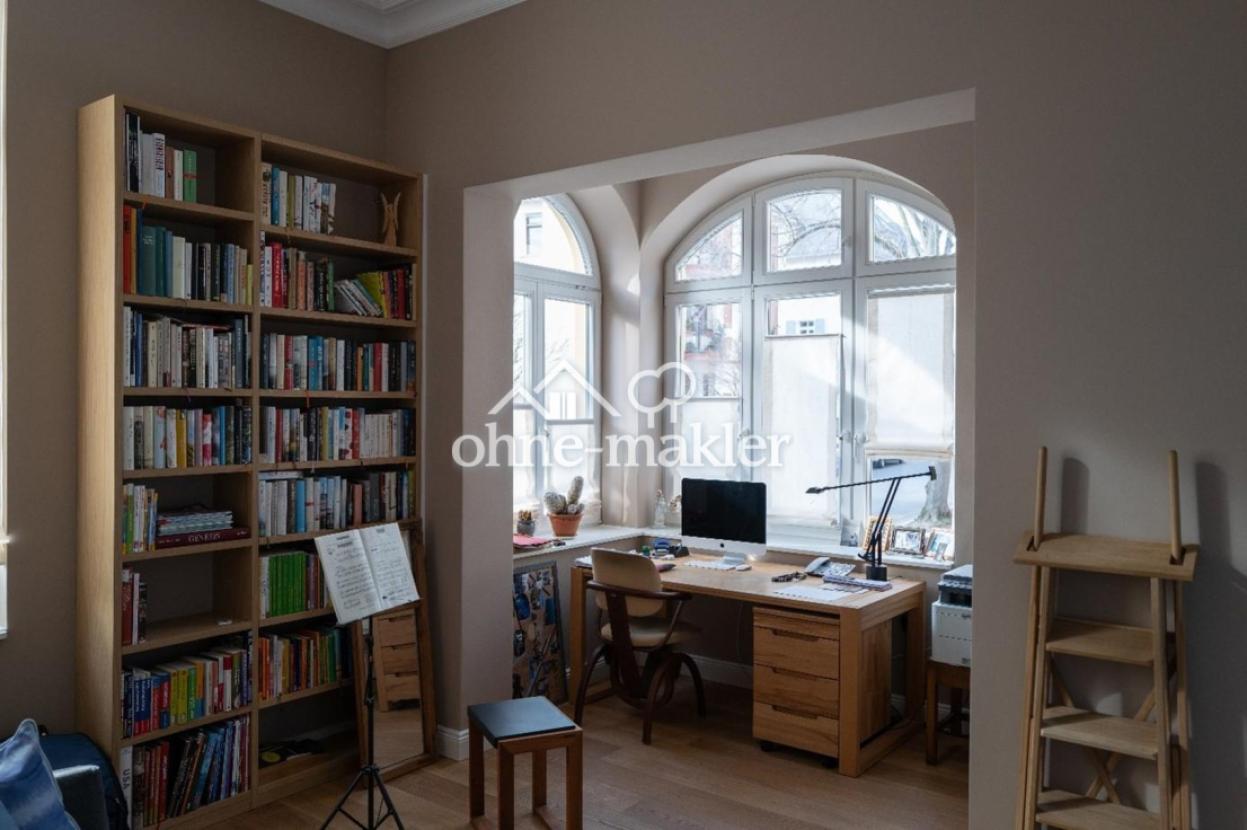 Arbeitszimmer