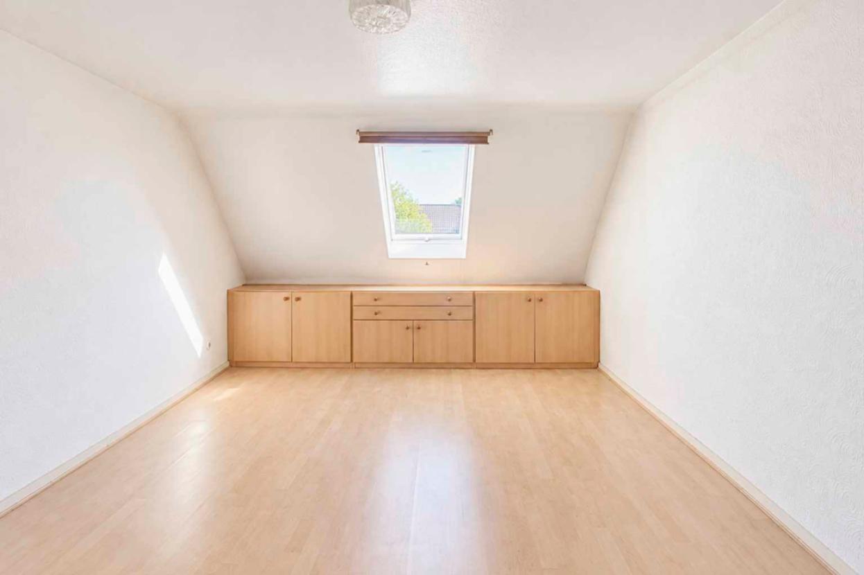Schlafzimmer 2- 1OG