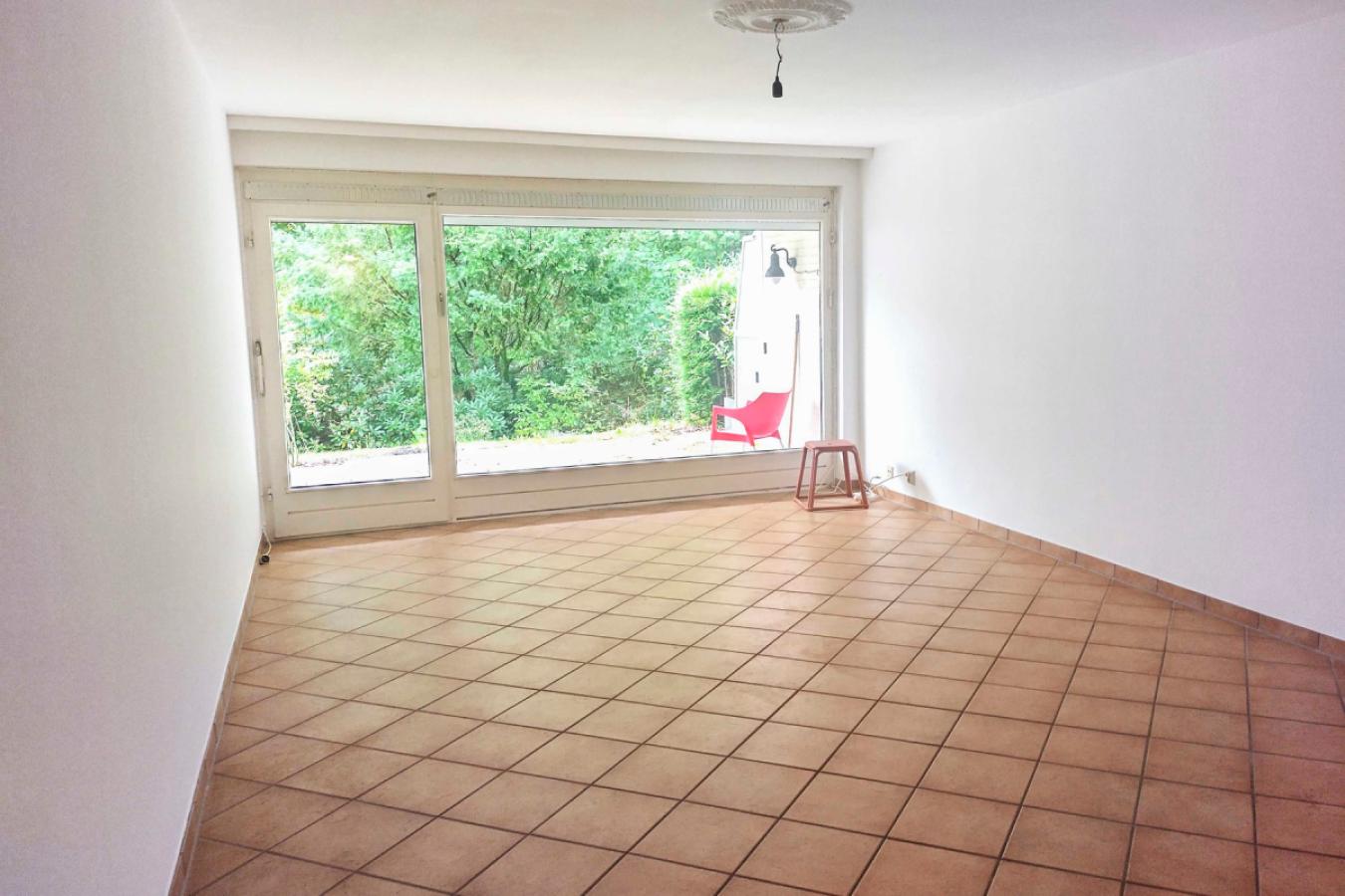 Wohnzimmer mit Terrasse