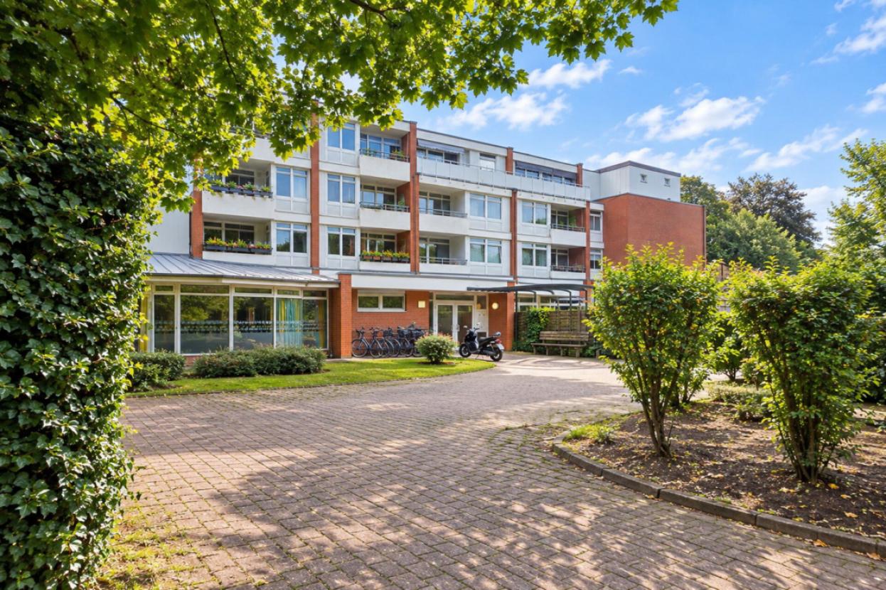 Haus und Eingangsbereich