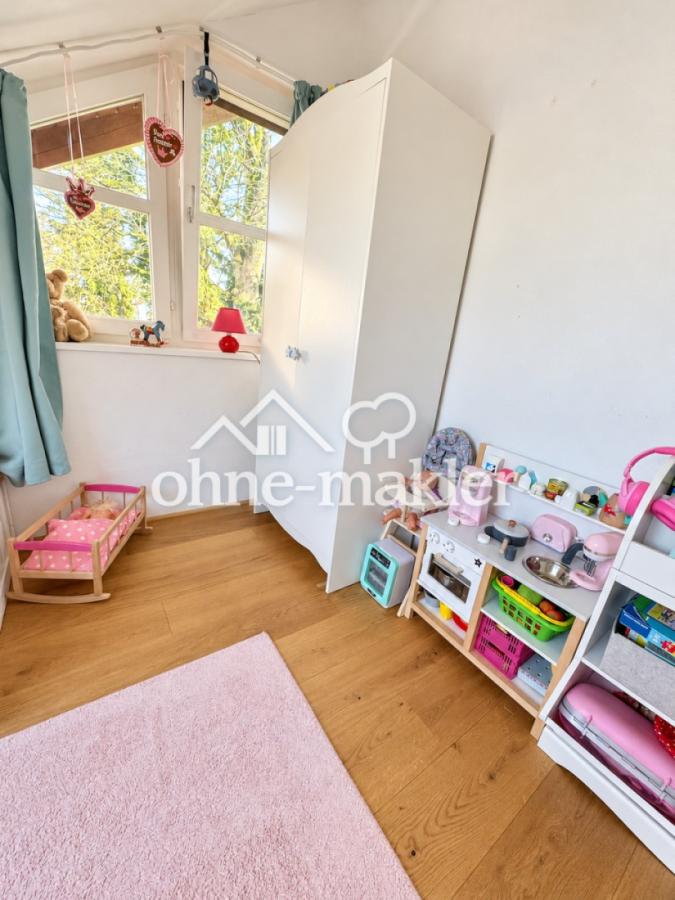 Büro / Gäste / Kind2