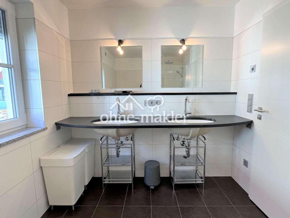 I.OG Badezimmer