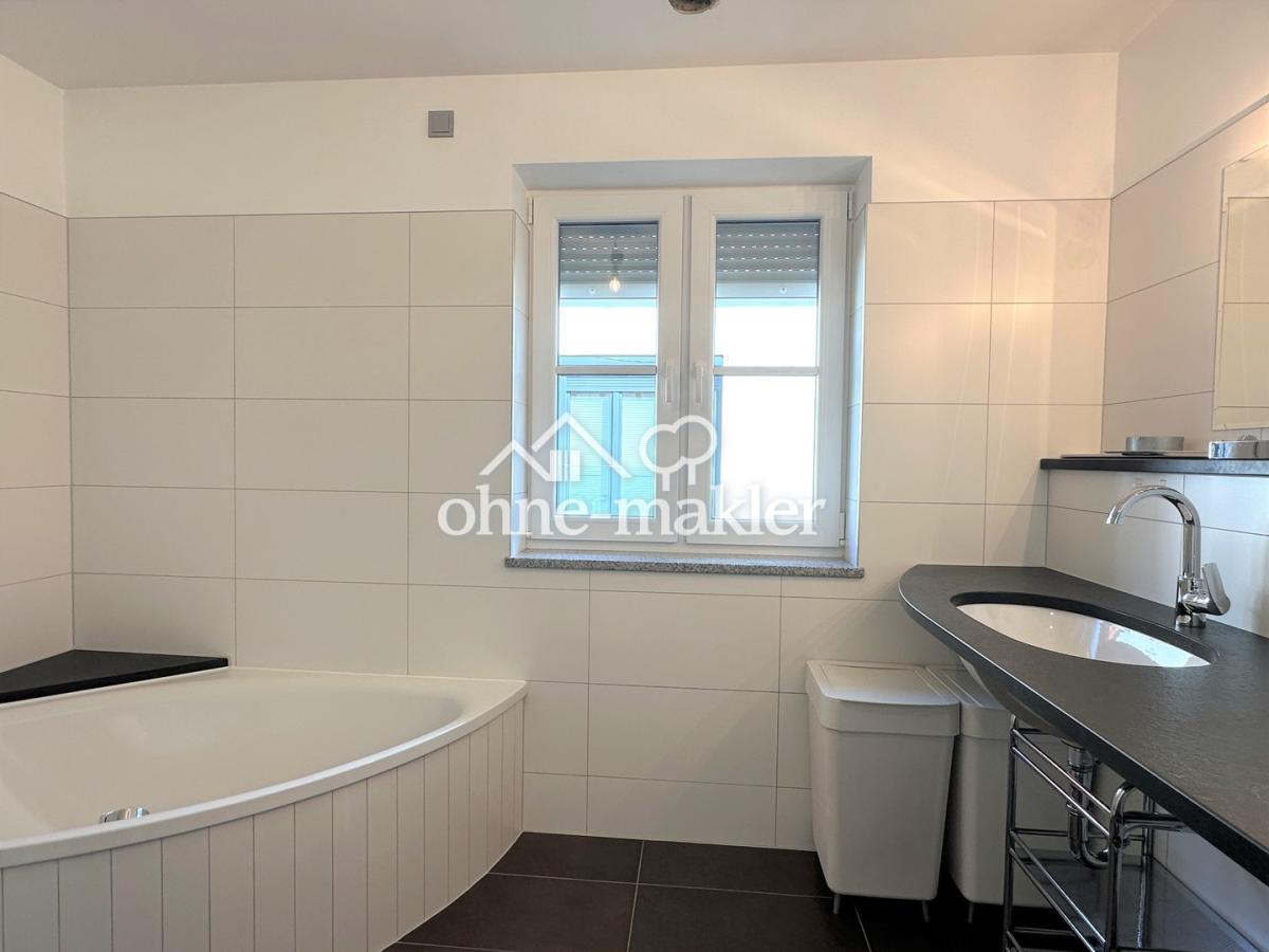 I.OG Badezimmer