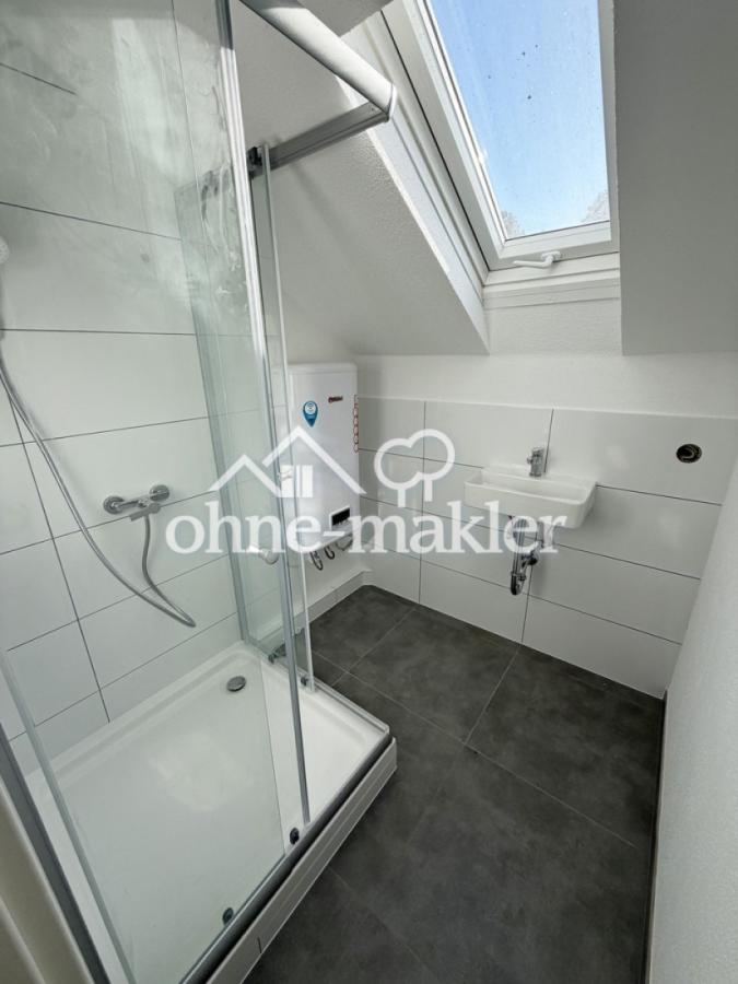 Bad mit Dusche
